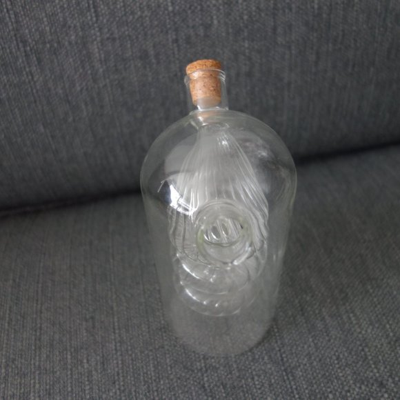 Glass Oil And Vinegar 2 in 1 Cruet - Picture 3 of 12